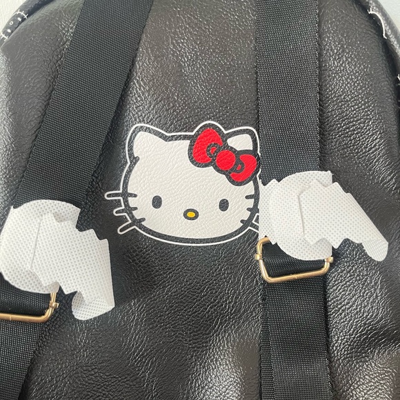 Hello Kitty Mini Backpack - Picture 7 of 12